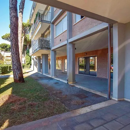 1 Bedroom Awesome In * Lido di Camaiore